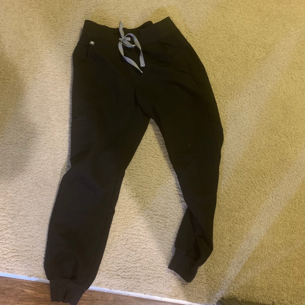 Figs jogger black xs petite